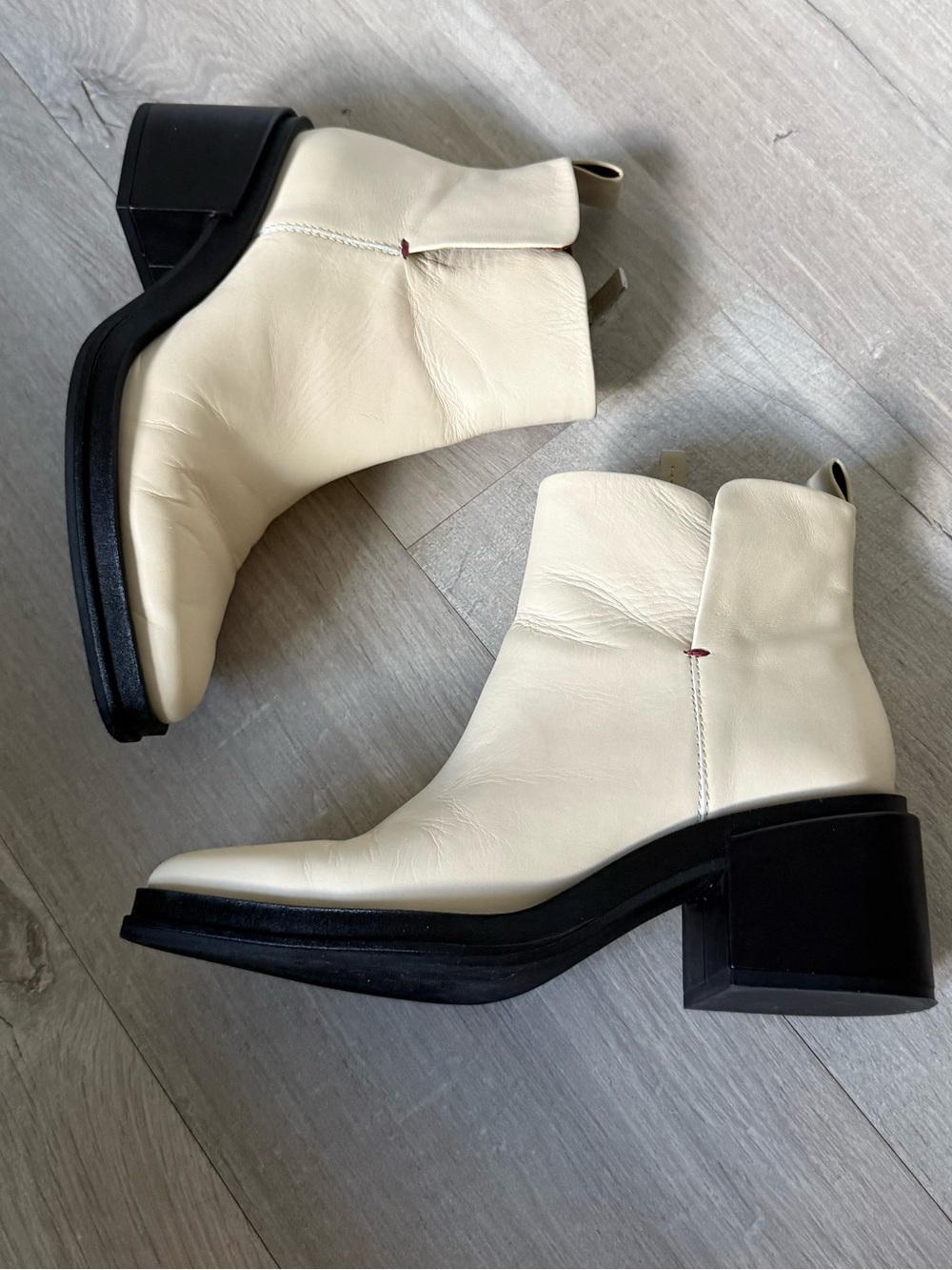 Franco Sarto Leather Daldon Cream Ankle Boots with Black Block Heel size 7.5